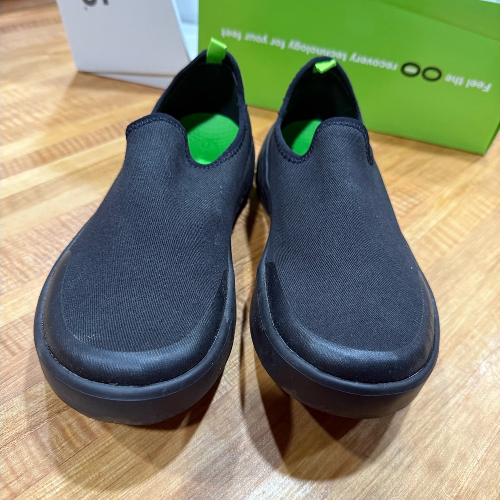 OOFOS Black Women's Slip-On Shoes